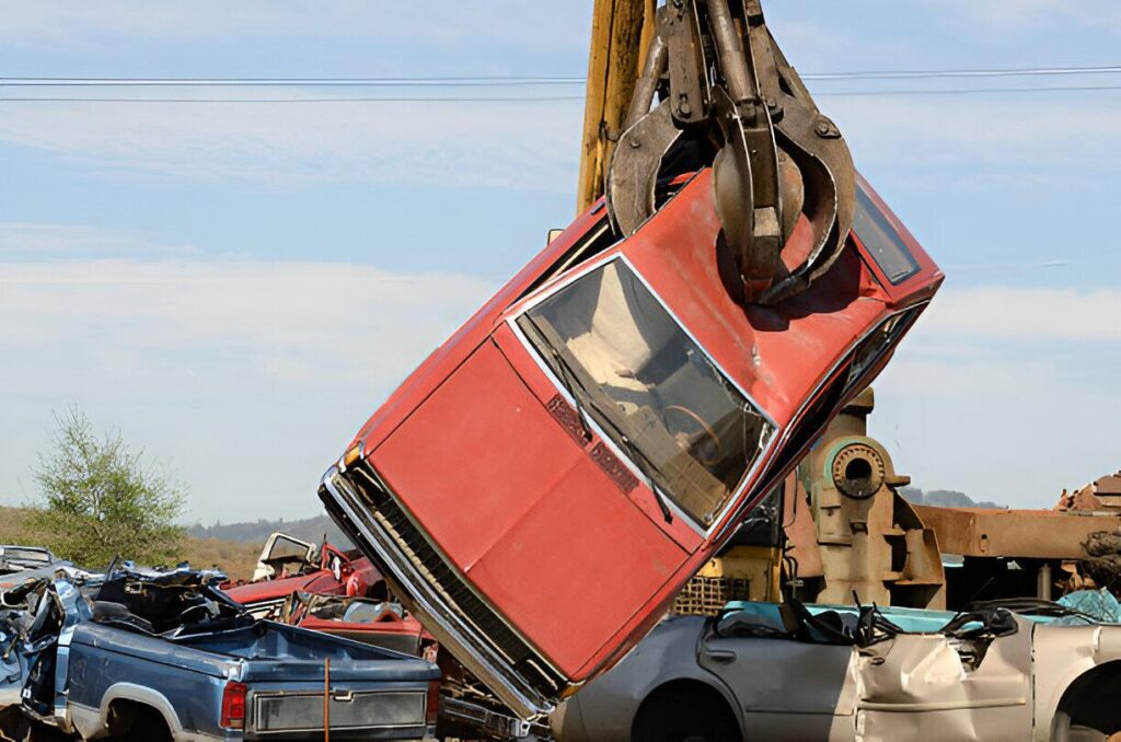 Which Cars Can You Sell to Junk Car Removal Services?
